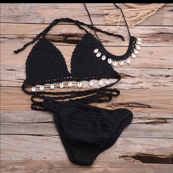 Bohemian Shell crochet bikini - Picture 2 of 4